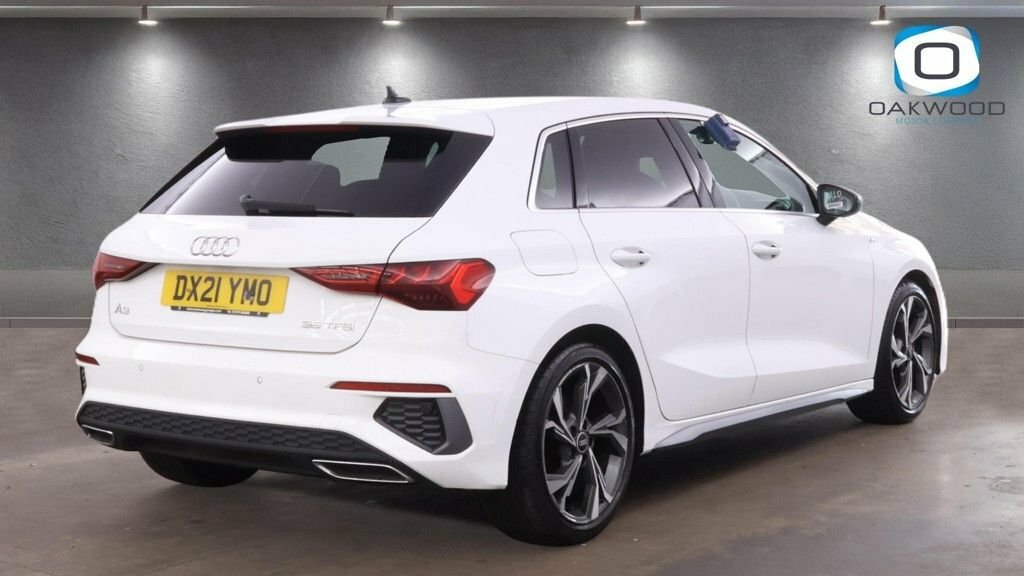 Audi A3 1L S Line DX21YMO White #4