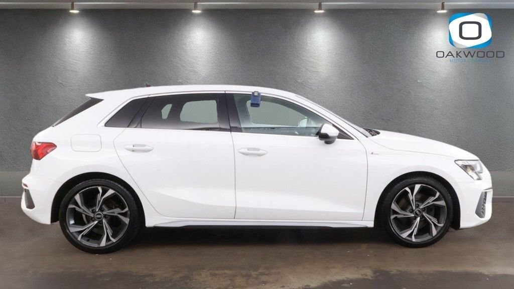 Audi A3 1L S Line DX21YMO White #5