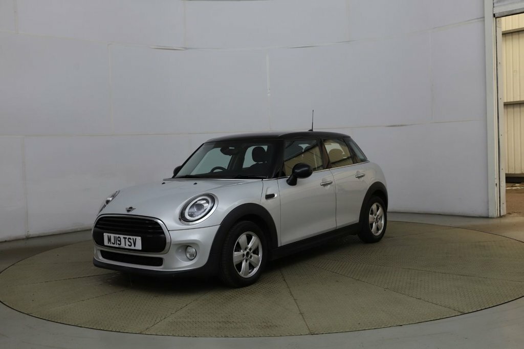 Mini Hatch 1.5L Cooper Classic Silver #3