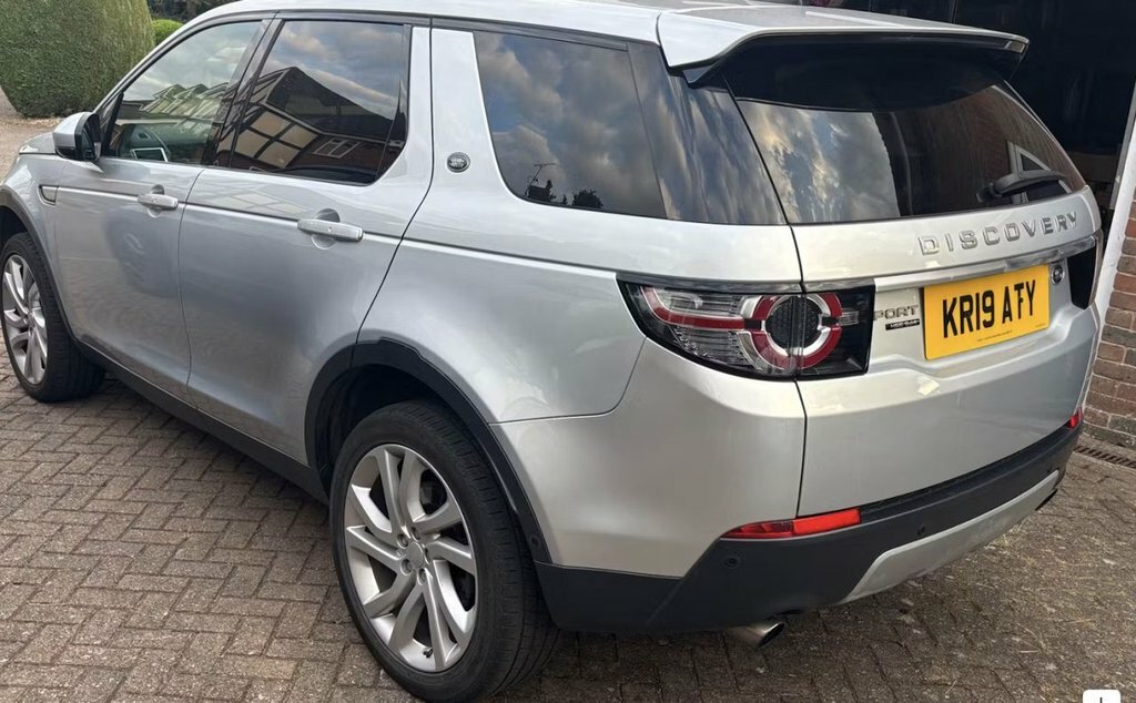 Land Rover Discovery Sport 2L Hse Luxury Silver #3