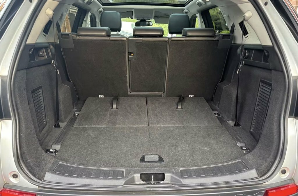 Land Rover Discovery Sport 2L Hse Luxury Silver #5
