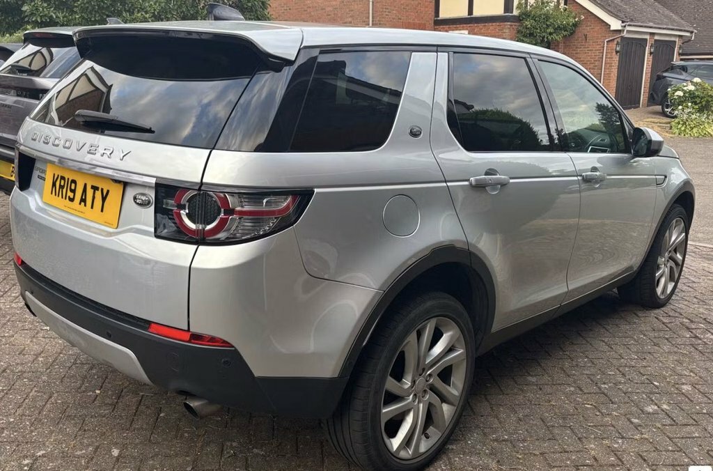 Land Rover Discovery Sport 2L Hse Luxury Silver #4
