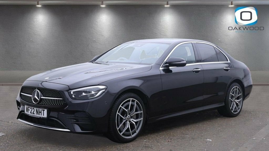 Mercedes-Benz E Class 2L Amg Line Black #2