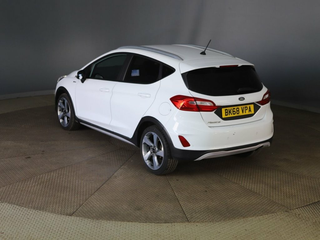 Nissan Leaf Hatchback Grey #4