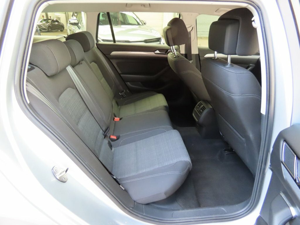 Volkswagen Passat 1.6 Tdi Sel Dsg  #11