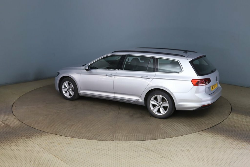 Volkswagen Passat 2L Se Nav Silver #5
