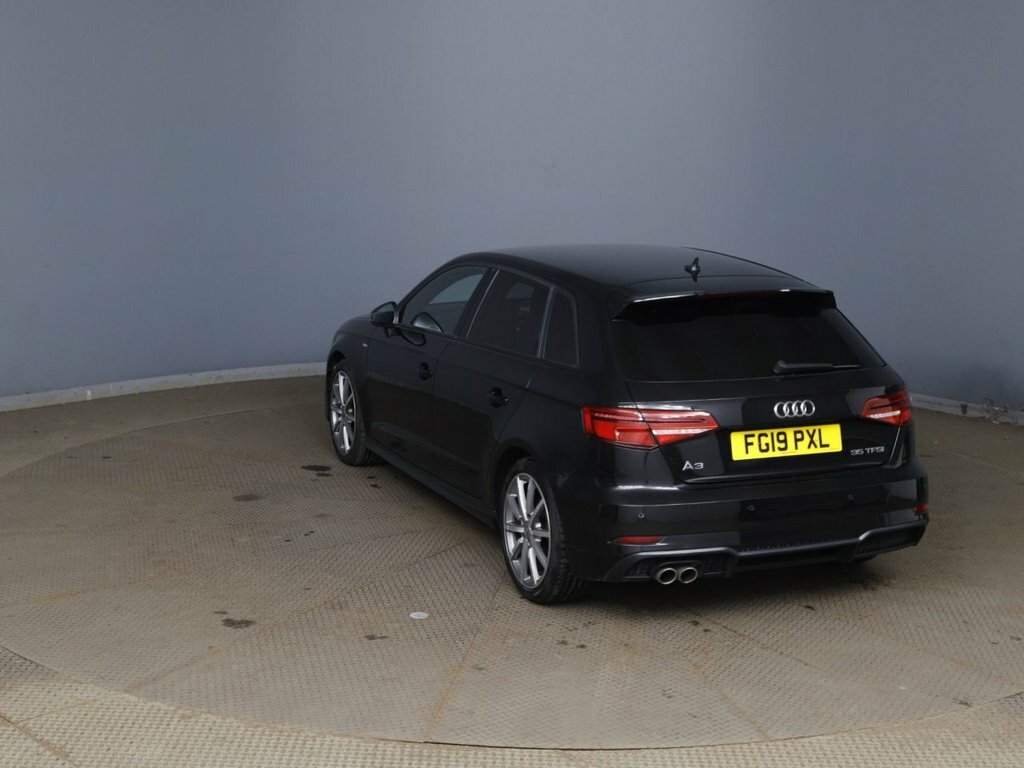 Audi A3 1L Black Edition FG19PXL Black #4