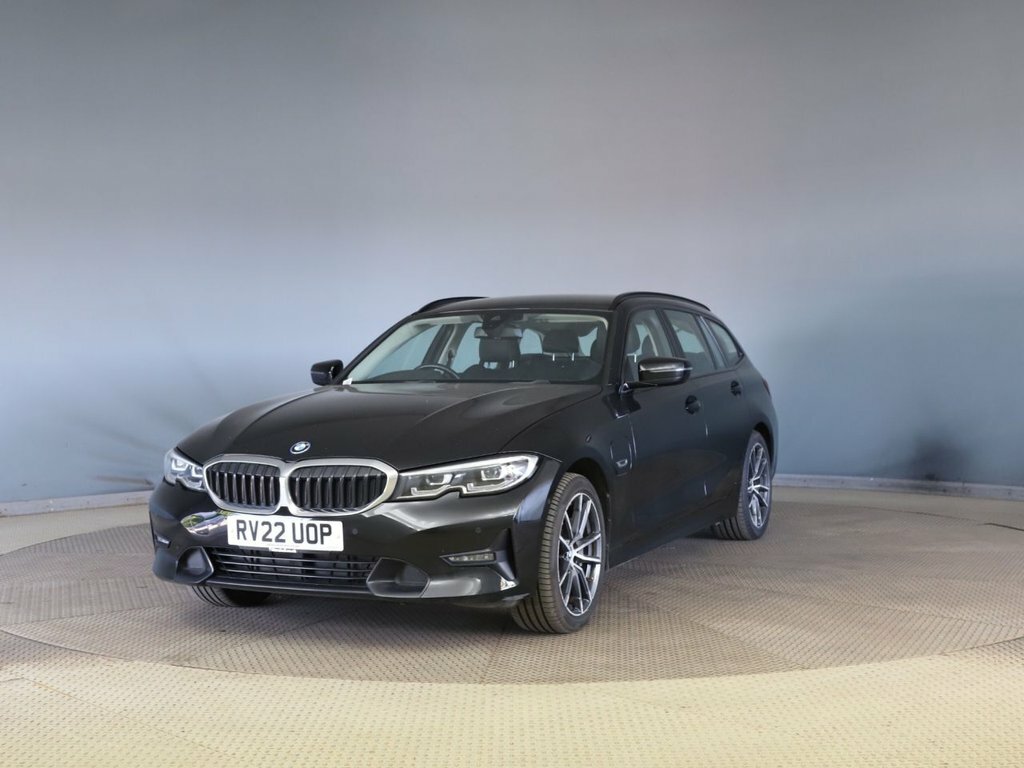 BMW 3 Series 2L Sport Pro Black #3
