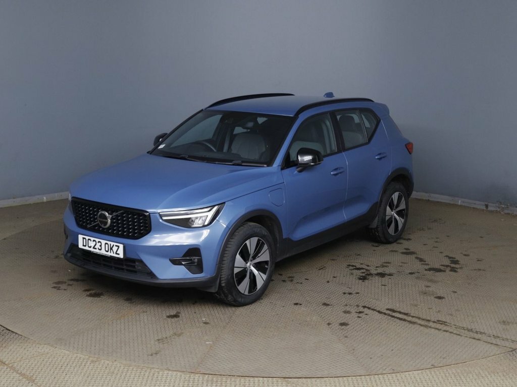 Volvo XC40 1.5L Plus Blue #3