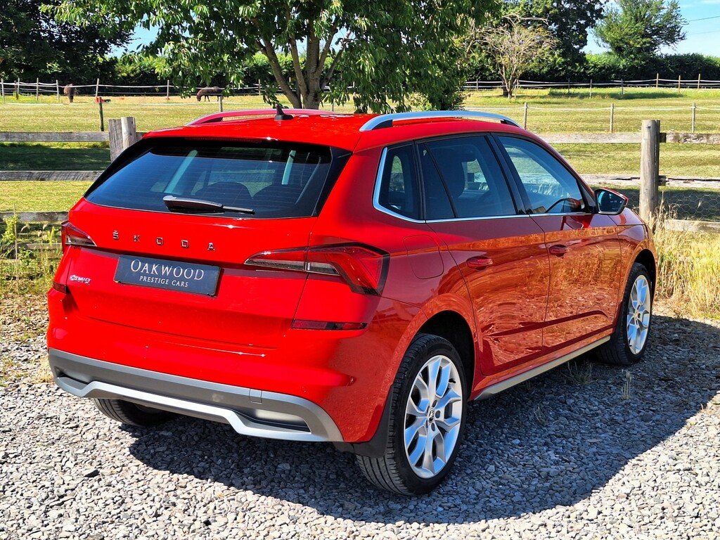 Skoda Kamiq Suv 1.5 Tsi Act Se L 202020 FL20UJA Red #3