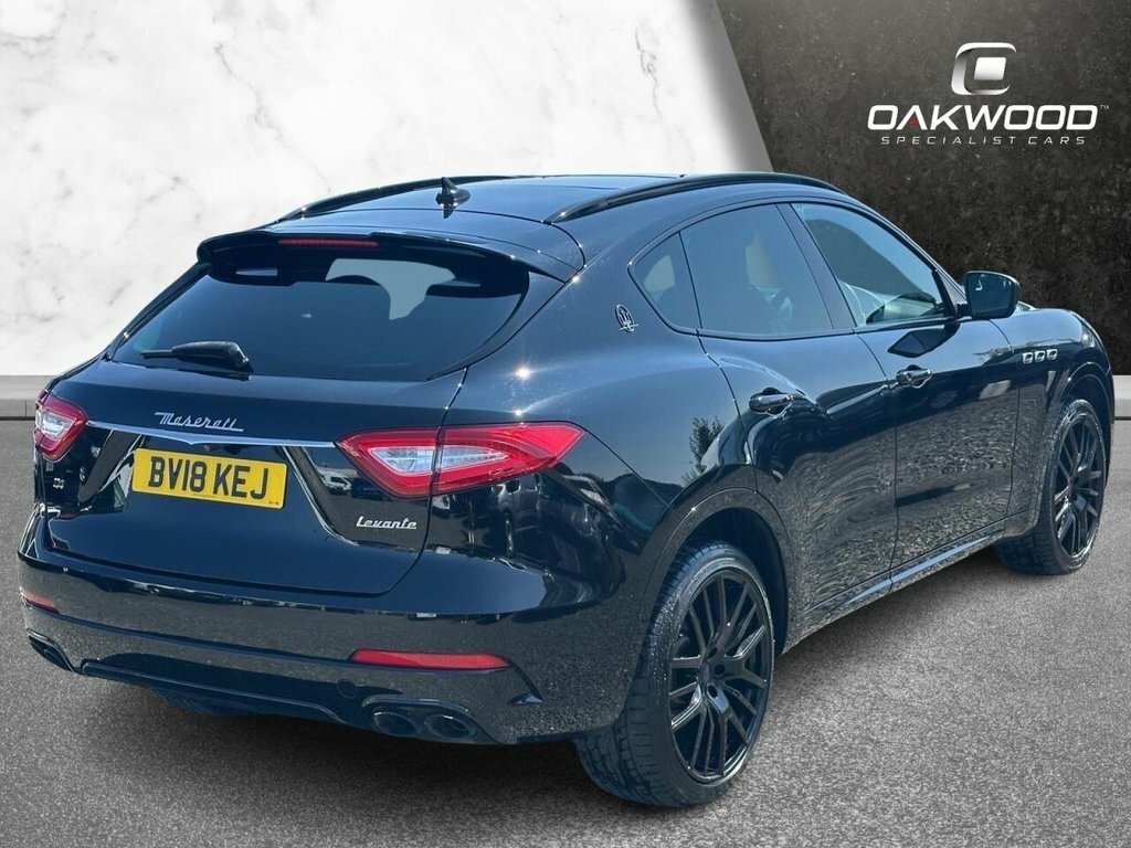Maserati Levante D V6 Black #6