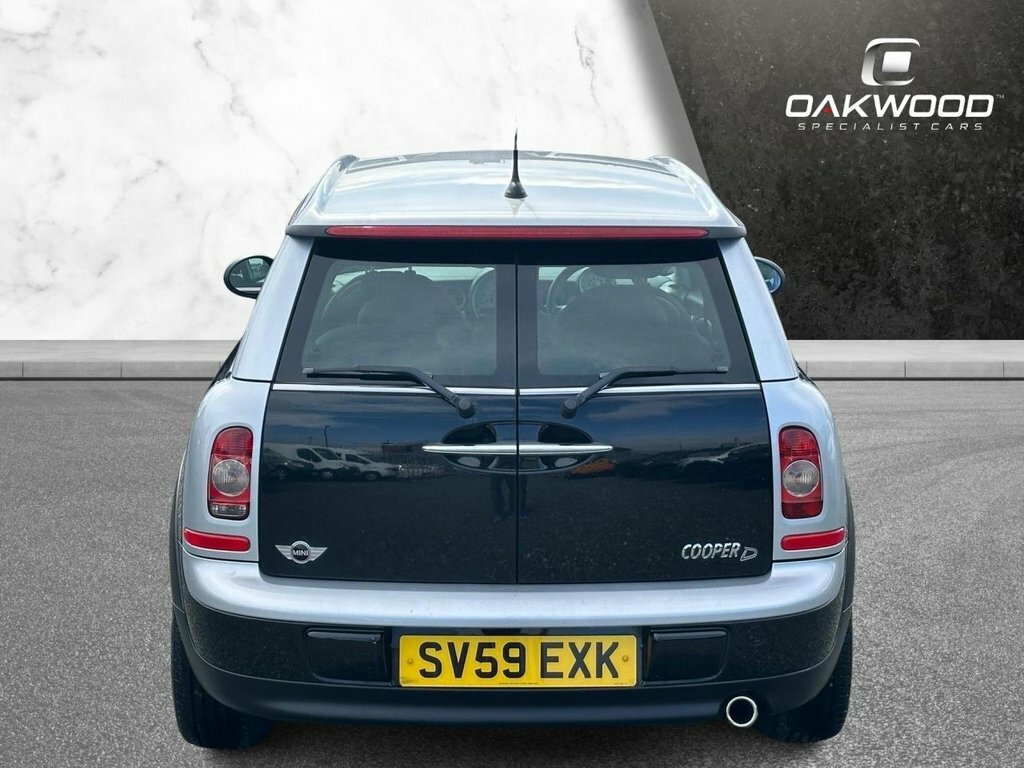 Mini Clubman 1.6L Cooper D Black #2
