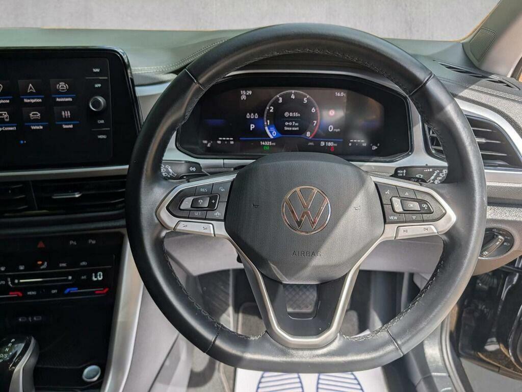Volkswagen T-Roc Suv 1.5 Tsi Match Dsg Euro 6 Ss 202525 GJ25UOS Black #4