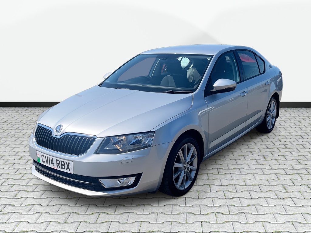 Skoda Octavia 2.0 Tdi Elegance Hatchback Euro Silver