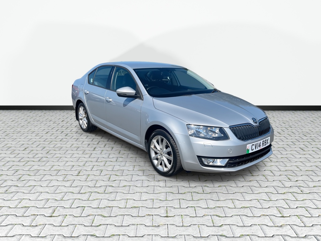 Skoda Octavia 2.0 Tdi Elegance Hatchback Euro CV14RBX Silver #2