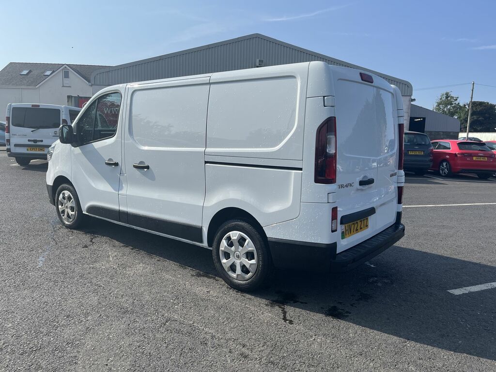 Renault Trafic 2.0 Dci Blue Sl28 Business Panel Van M White #6