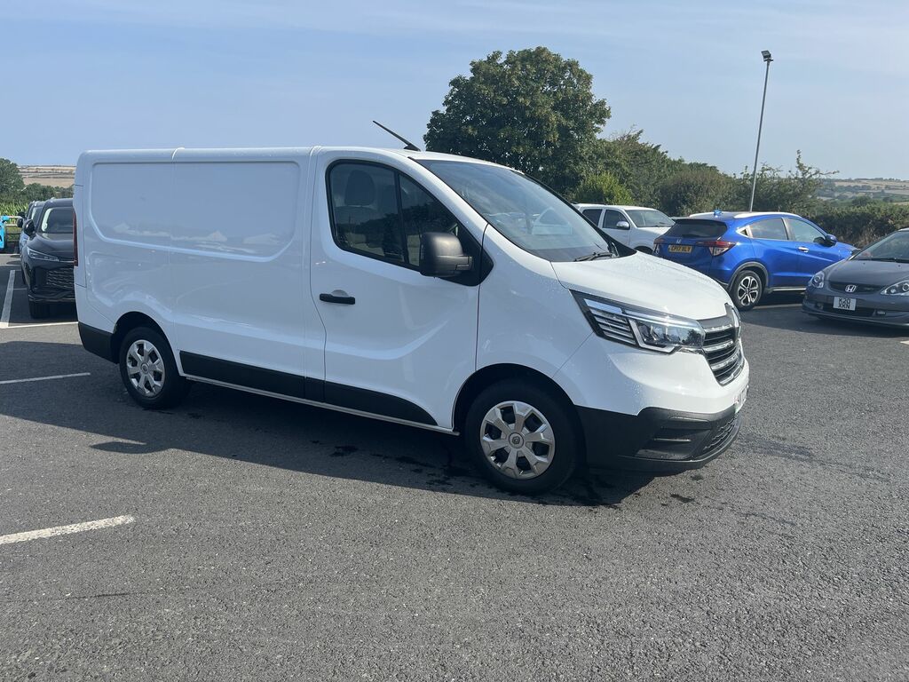 Renault Trafic 2.0 Dci Blue Sl28 Business Panel Van M White #2