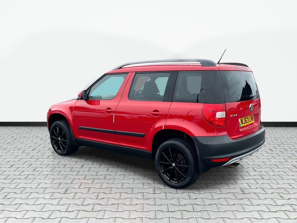 Skoda Yeti 2.0 Tdi Elegance Suv 4Wd Euro 5 Red #6