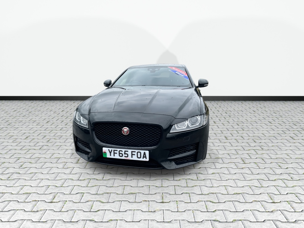 Jaguar XF 2.0D R-sport Saloon Euro 6 Ss Black #4