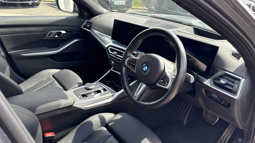 BMW 3 Series Saloon WG73YTC Grey #6