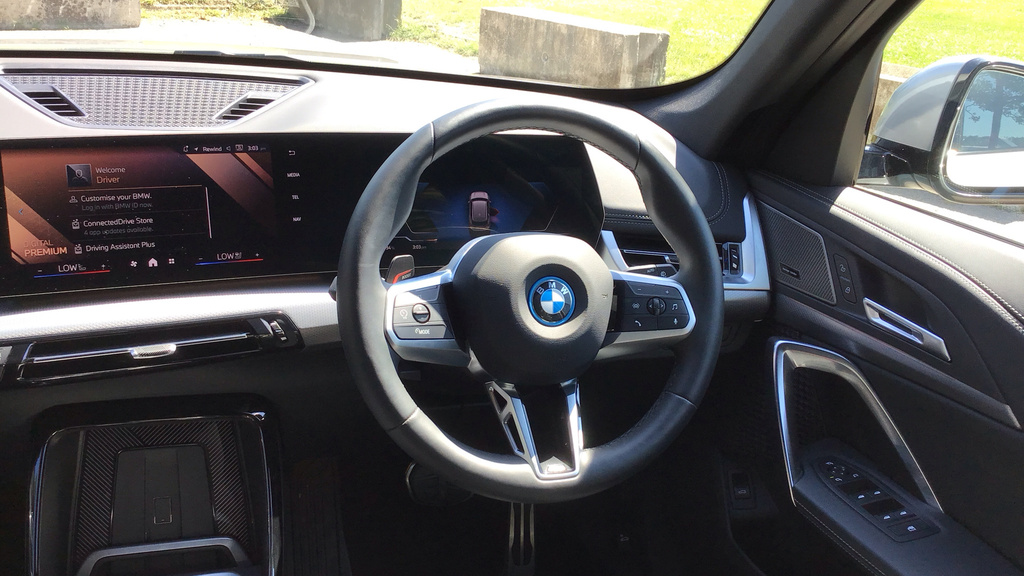 BMW iX1 Suv WK75VCG Silver #5
