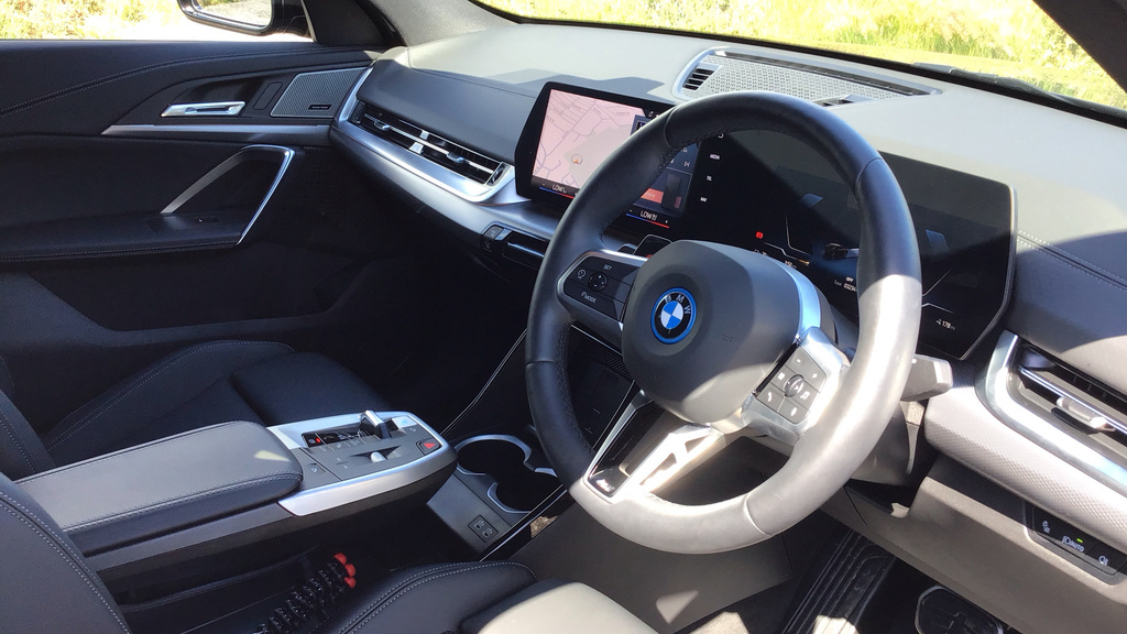 BMW iX2 Suv WL75ADX Black #6