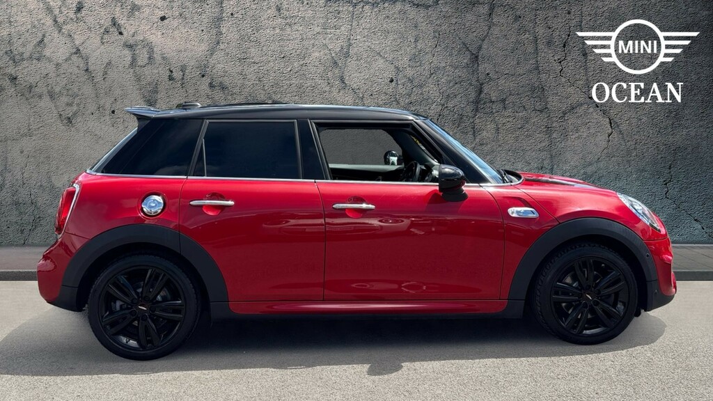 Mini Hatch Hatchback YH19YLB Red #3