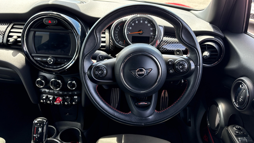 Mini Hatch Hatchback YH19YLB Red #5