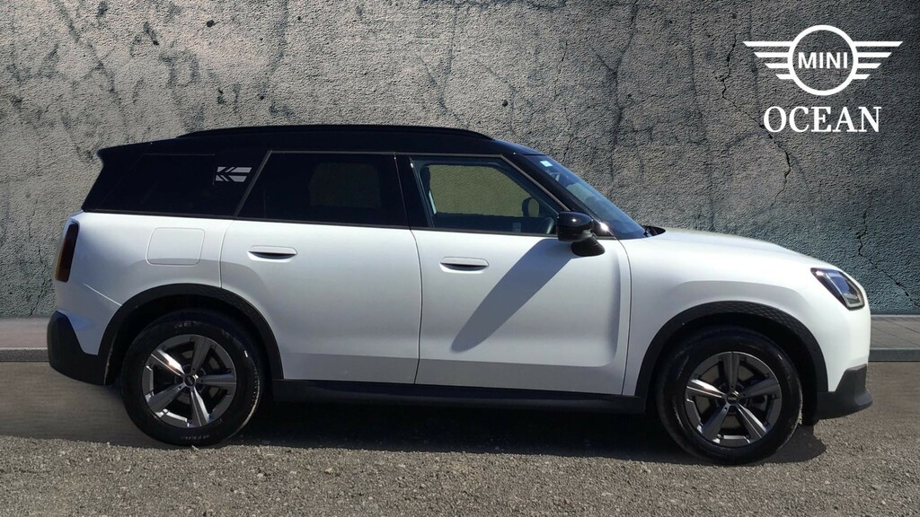 Mini Countryman Petrol YA25HFC White #3