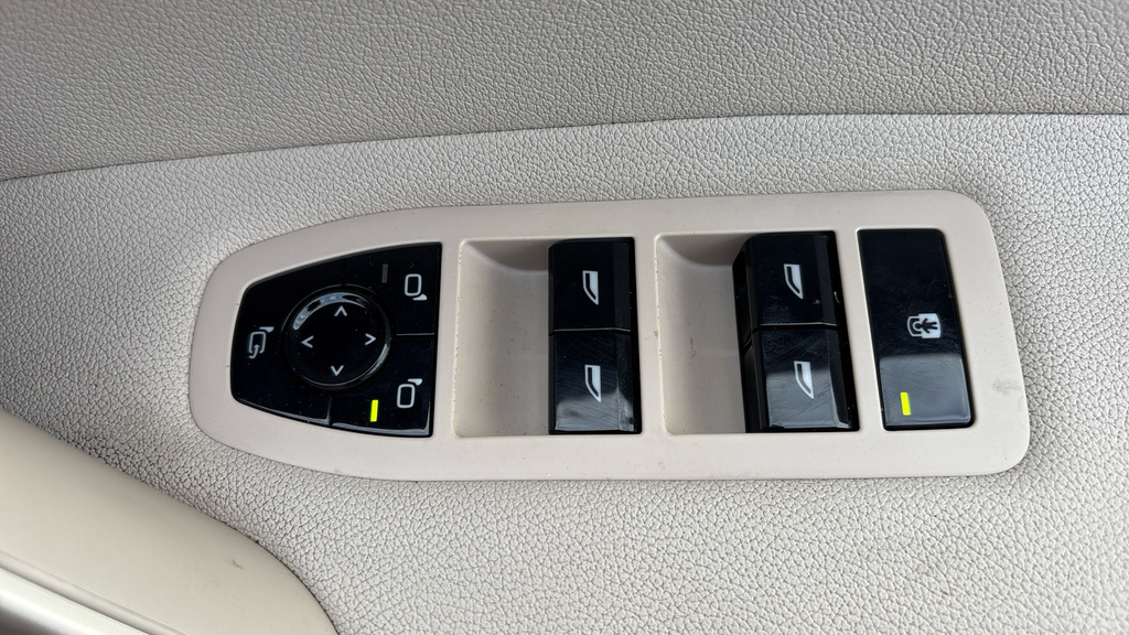 BMW iX 2022 72 40  #21