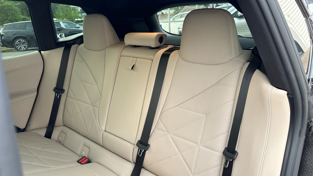 BMW iX 2022 72 40  #12