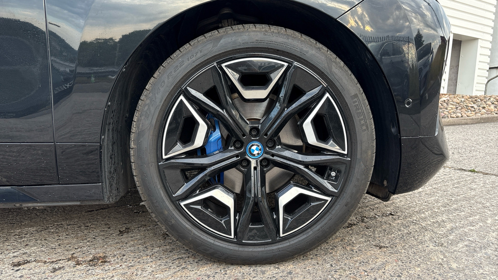 BMW iX 2022 72 40  #14