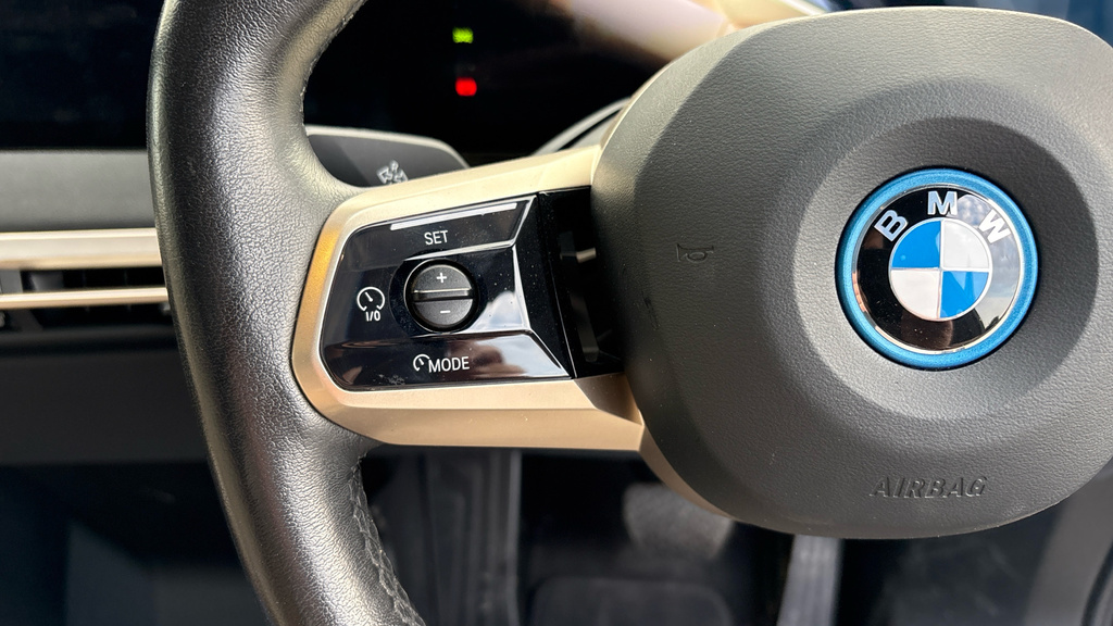 BMW iX 2022 72 40  #17