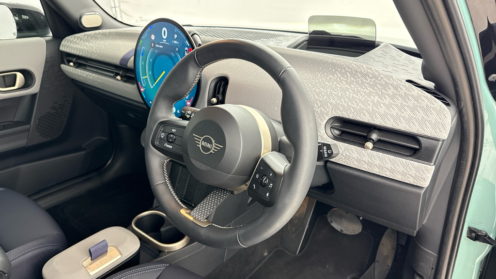 Mini Hatch Hatchback YE74GZD Green #6
