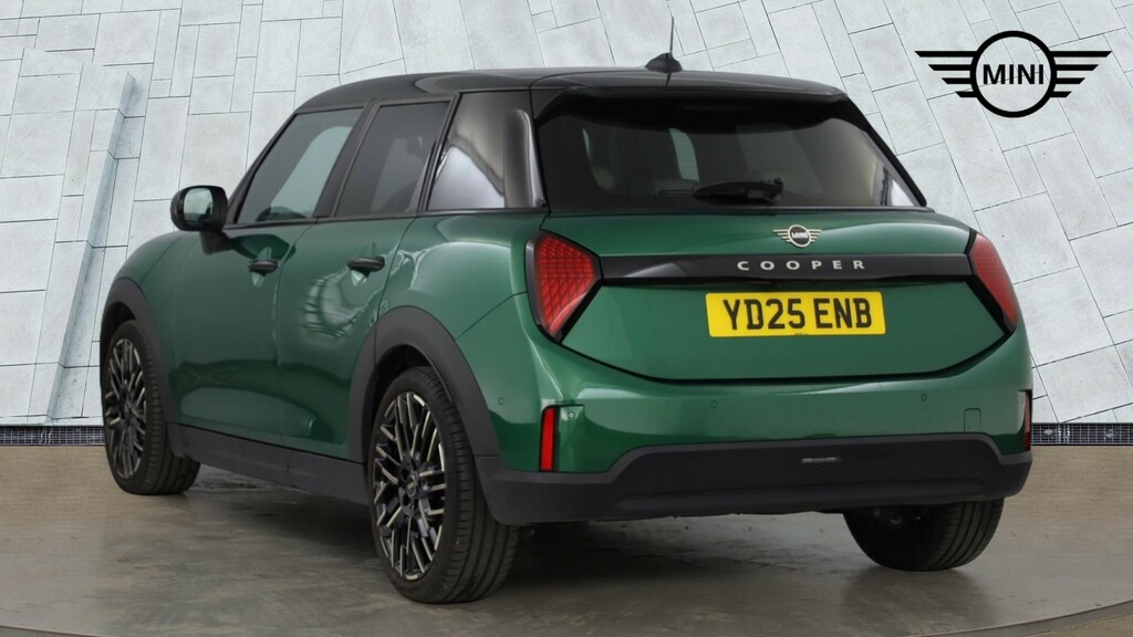 Mini Hatch Hatchback YD25ENB Green #2
