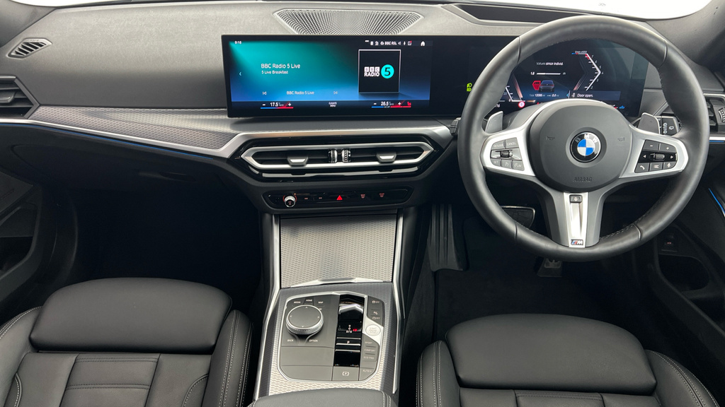 BMW 3 Series Estate YF24UUN Grey #4