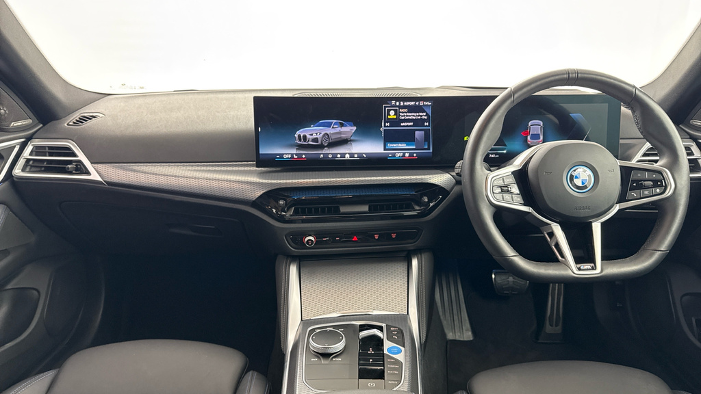 BMW i4 Coupe YL25NWA Grey #4