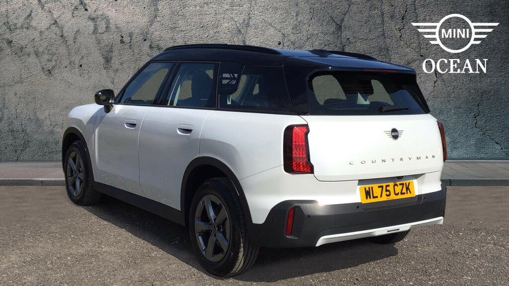 Mini Countryman Petrol WL75CZK White #2
