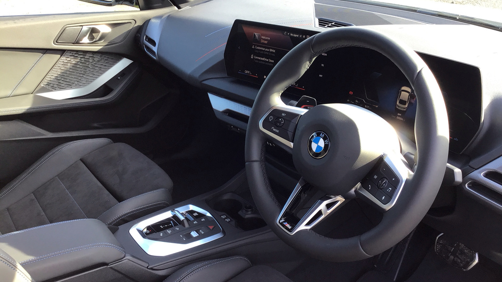 BMW 2 Series Coupe WK26EFJ White #6