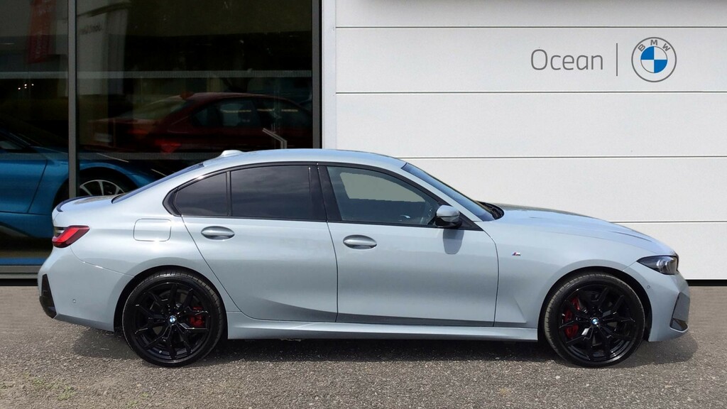 BMW 3 Series Saloon WK26EEJ Grey #3