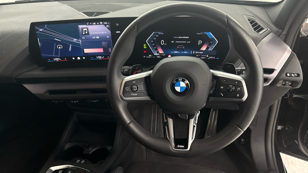 BMW 1 Series Sports YD25JGL Black #5