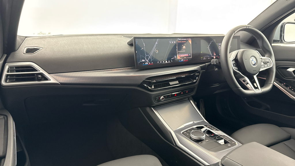 BMW 3 Series   #7