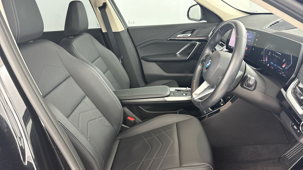 BMW X1 Xdrive18d M Sport White #11