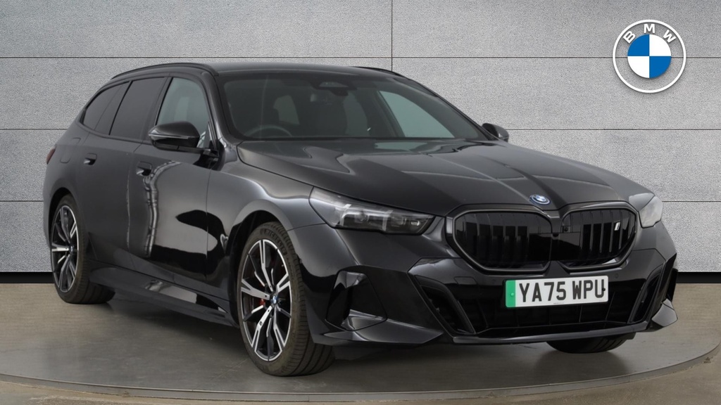 BMW i5 Estate Blue