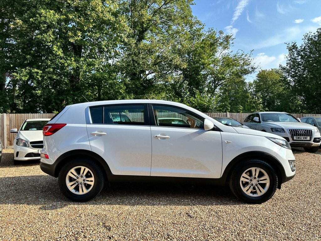 Kia Sportage 1.7 Crdi Ecodynamics 1 2Wd Euro 5 Ss White #3