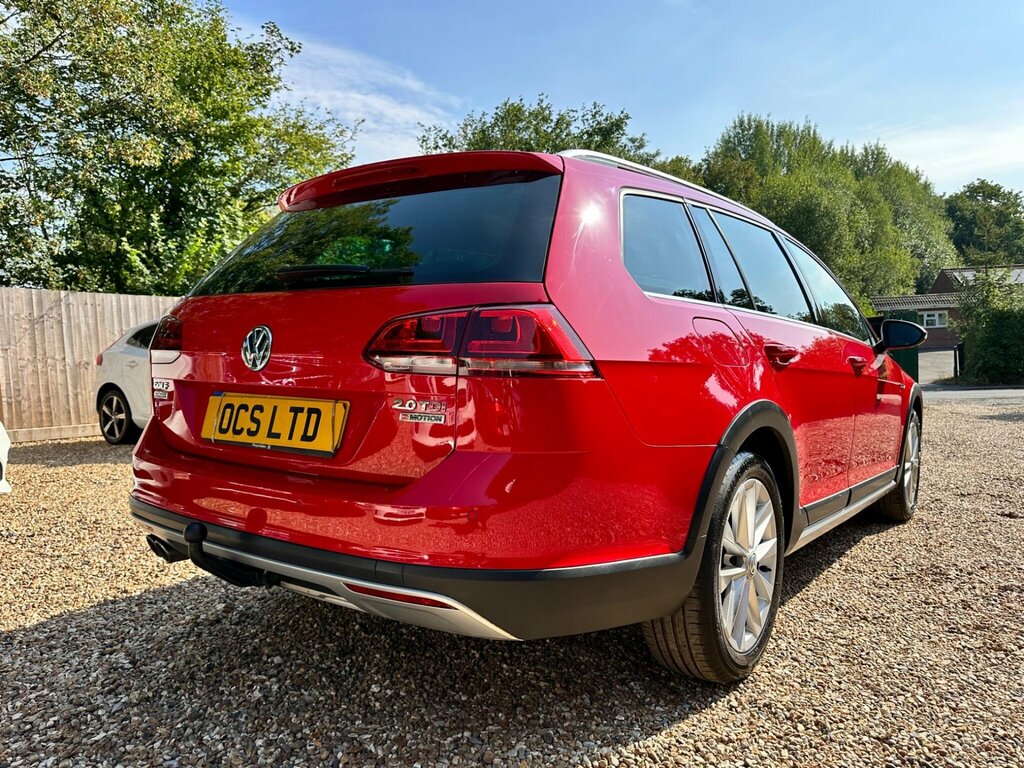 Volkswagen Golf Alltrack 2.0 Tdi Bluemotion Tech Alltrack Dsg 4Motion Euro Red #4