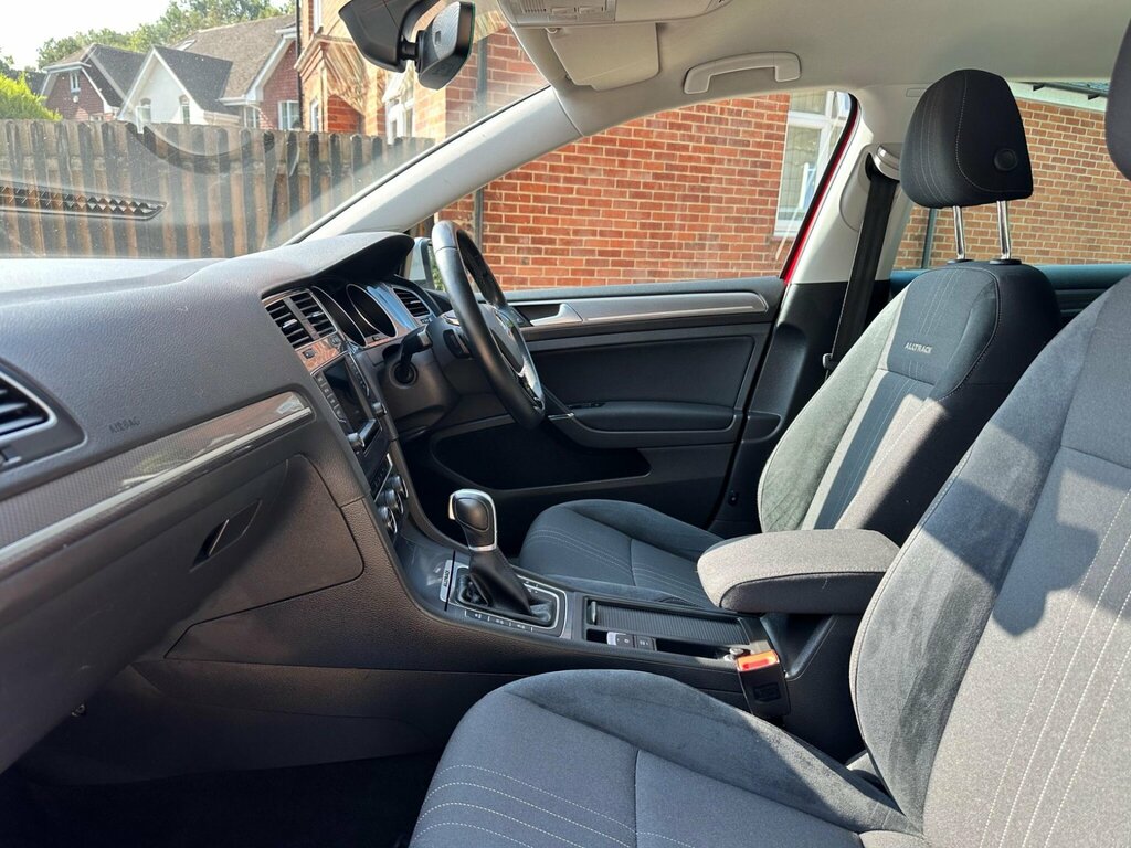 Volkswagen Golf Alltrack Estate 1.6 Tdi Bluemotion Tech Alltrack 4Motion Eu Blue #16