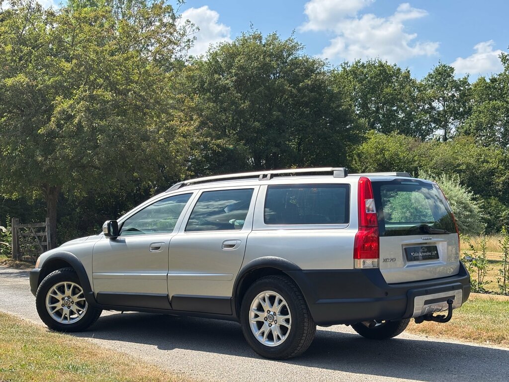 Volvo XC70  Green #16