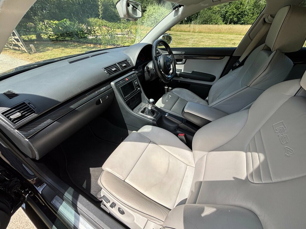 Audi RS4 Avant Estate Silver #33