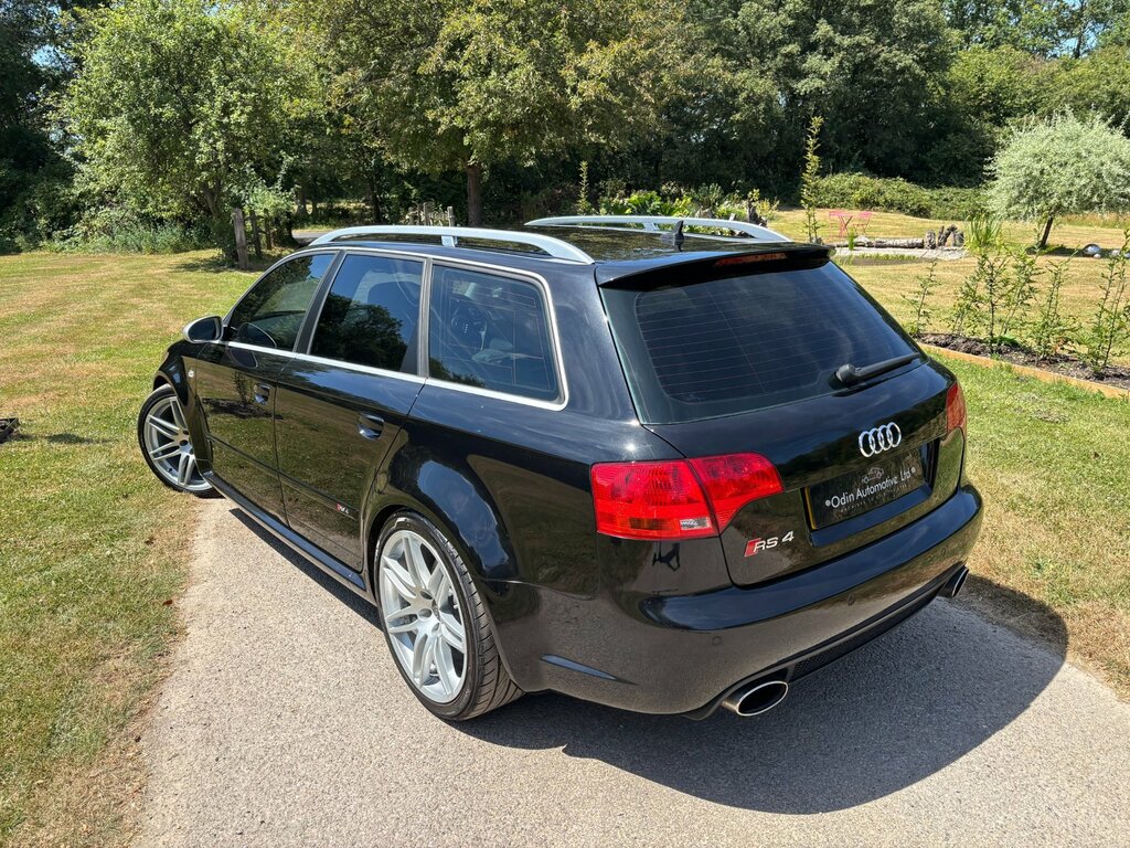 Audi RS4 Avant Estate Silver #15